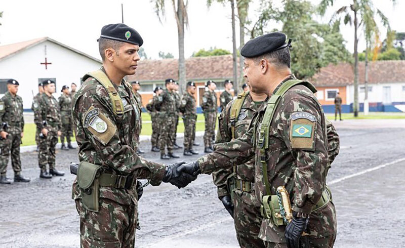 Capit O Felipe Soares Assume Comando Da Bateria Antia Rea De Rio Negro