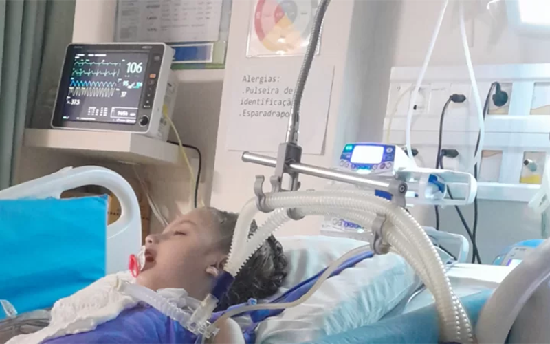 A girl with a rare disease leaves the intensive care unit after 50 days and her family is pleading for help
