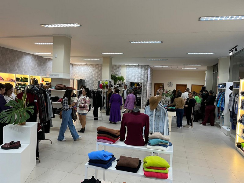 GLAM BOUTIQUE (20)
