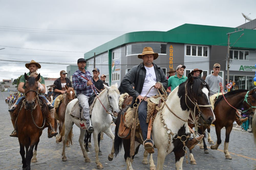 Desfile 2024 – Itaióipolis (390)