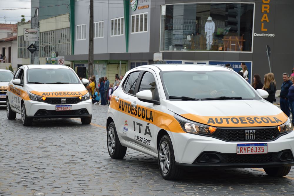 Desfile 2024 – Itaióipolis (252)
