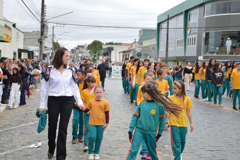 Desfile 2024 – Itaióipolis (38)