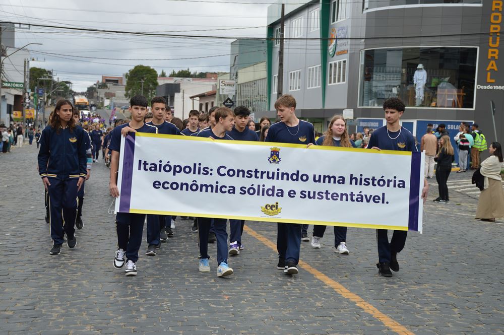Desfile 2024 – Itaióipolis (191)